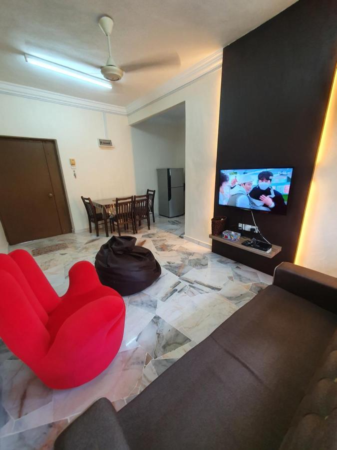 Little Sentrio - E-3-8 Apartment *